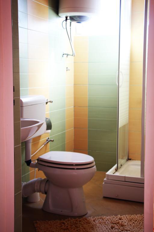 Alvanita Apartments 울친 외부 사진