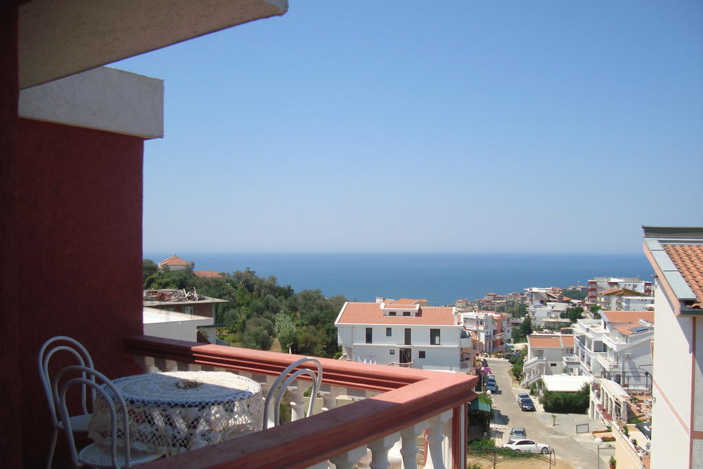 Alvanita Apartments 울친 객실 사진