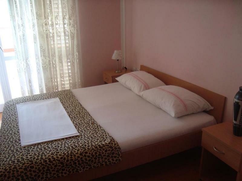 Alvanita Apartments 울친 외부 사진